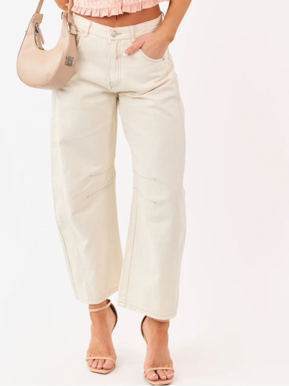 Flamingals Cream White Barrel Jeans NWOT size Small